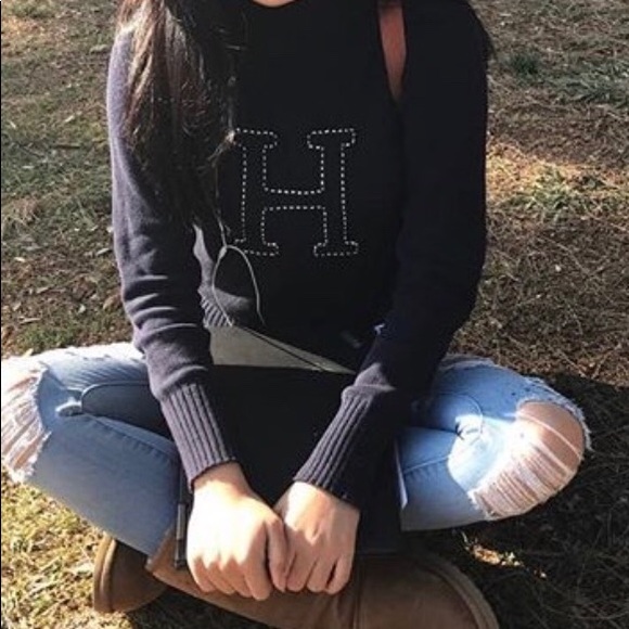 Rare‼️‼️ VINTAGE Tommy Hilfiger Turtle neck. - Picture 1 of 4